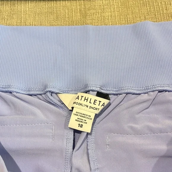 🎁 NWT Athleta Brooklyn Short in Light Blue/Lilac (Victorian Periwinkle) Size 18 - Picture 7 of 12